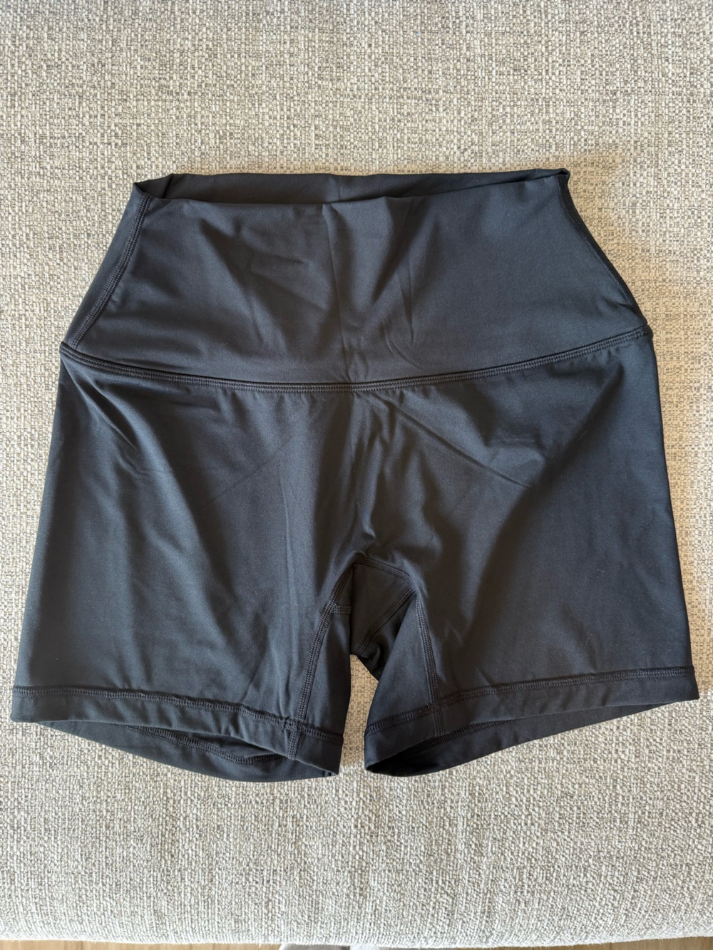 SET ACTIVE SHORTS